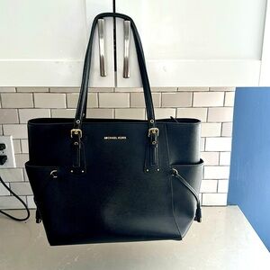 Michael Kors large side pocket purse